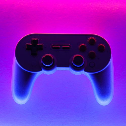 Game Pads & Controllers